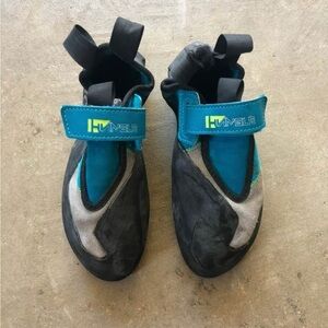 Five Ten High Angle climbing shoes
